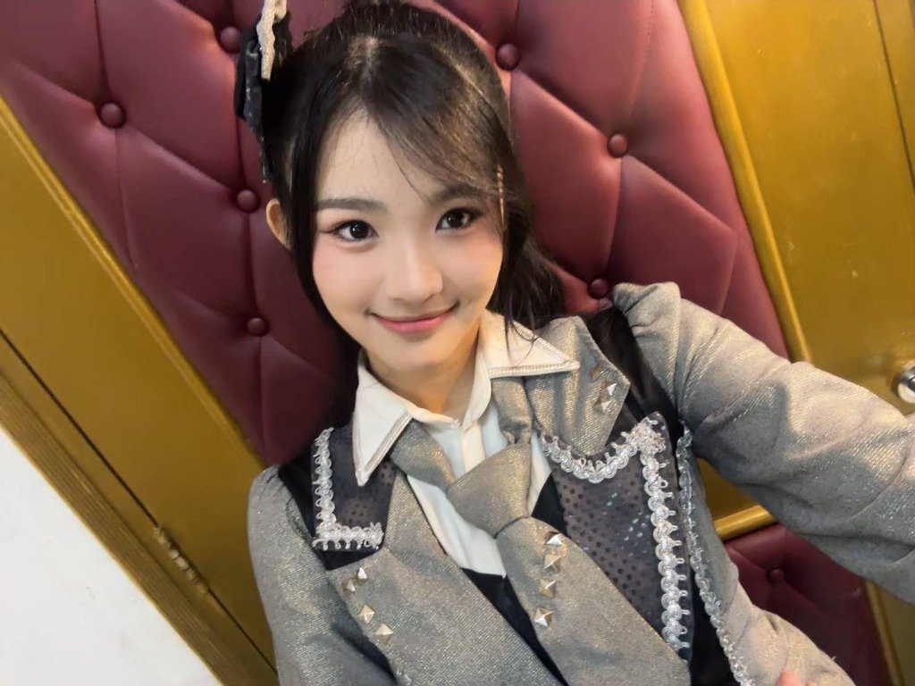 Erine's First JKT48 MV: 'Belalang yang Membangkang'