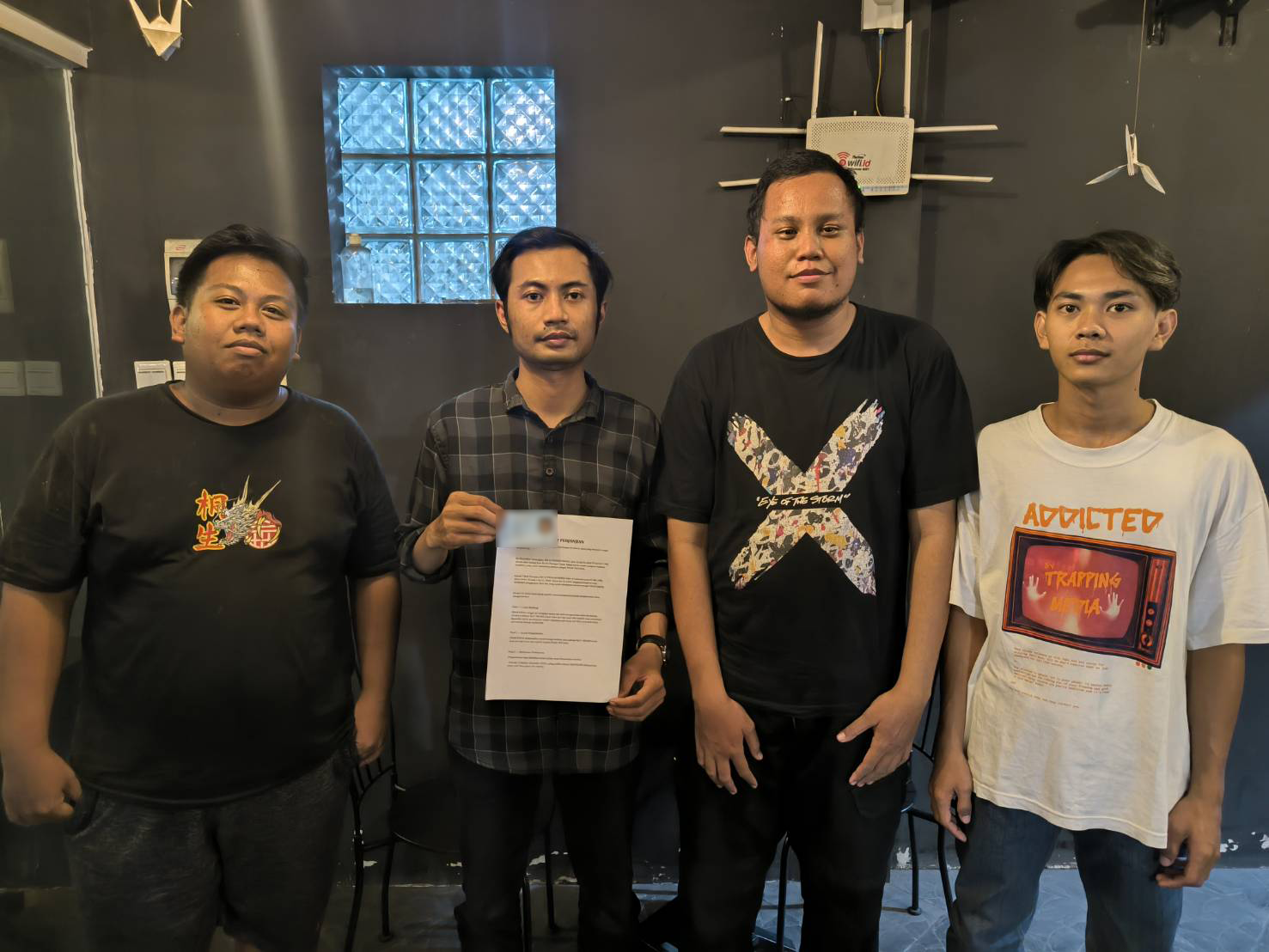 Foto Terkait Pengumuman